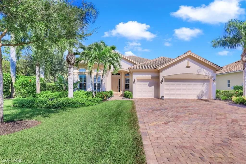 9369 Copper Canyon Court Naples FL 34120