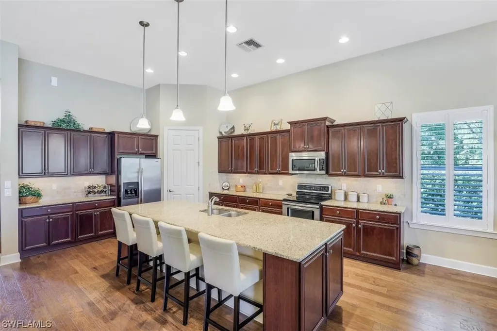 9369 Copper Canyon Court Naples FL 34120