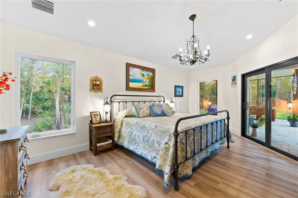 3330 3rd Avenue NW Naples FL 34120