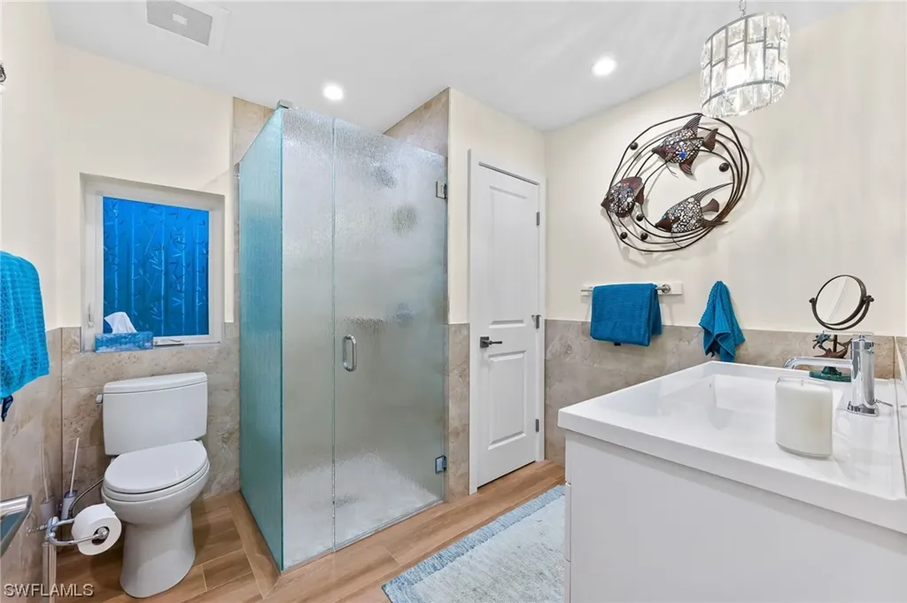 3330 3rd Avenue NW Naples FL 34120