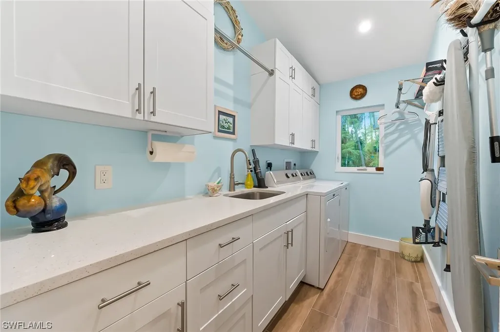 3330 3rd Avenue NW Naples FL 34120