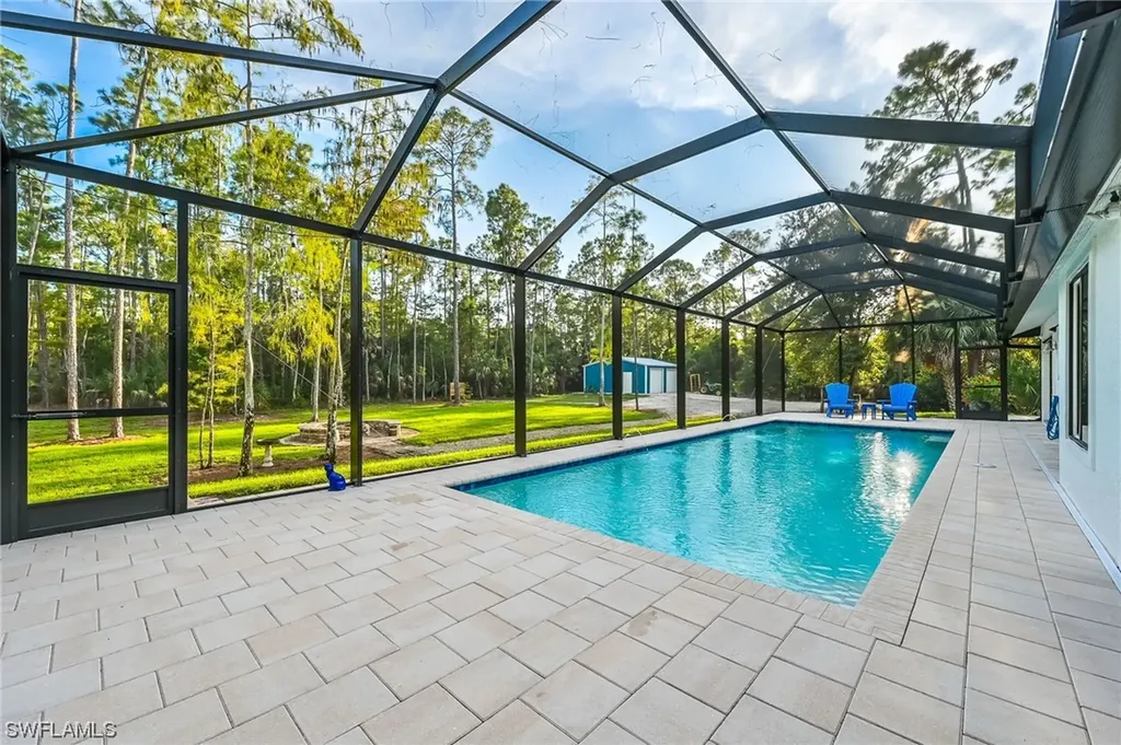 3330 3rd Avenue NW Naples FL 34120