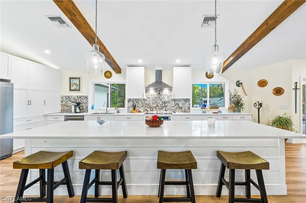 3330 3rd Avenue NW Naples FL 34120