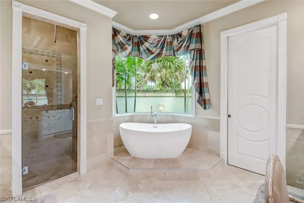 1896 Oakes Boulevard Naples FL 34119