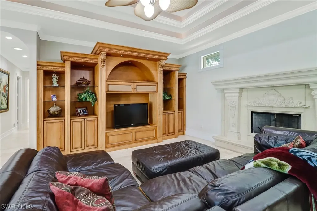 1896 Oakes Boulevard Naples FL 34119