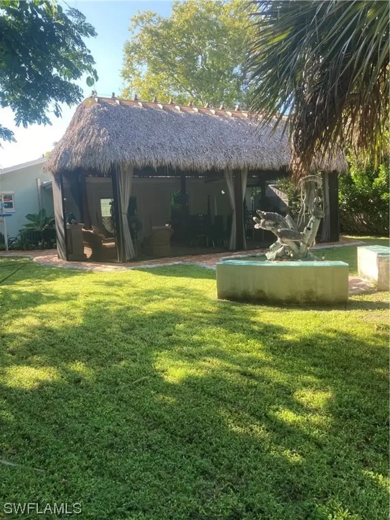 2263 Spruce Street Naples FL 34112