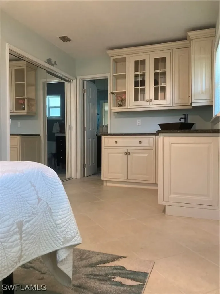 2263 Spruce Street Naples FL 34112