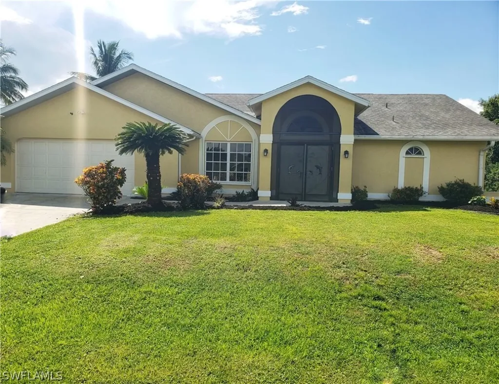 1714 SE 6th Lane Cape Coral FL 33990