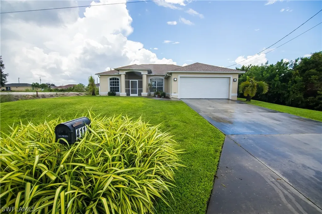 4113 20th Street SW Lehigh Acres FL 33976