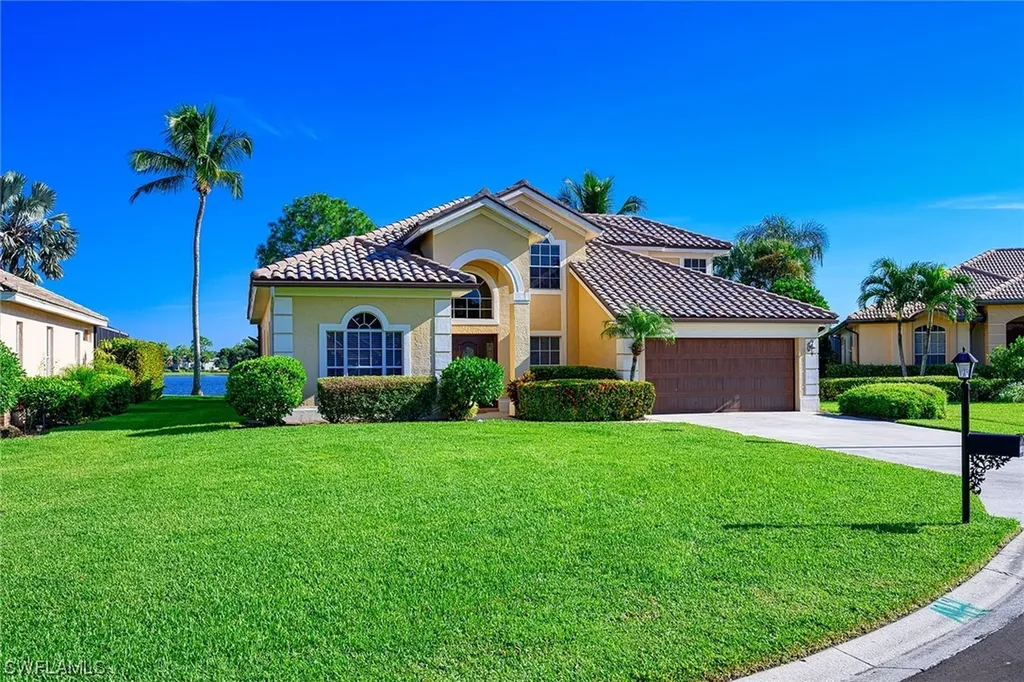 6664 Huntley Lane N Naples FL 34104
