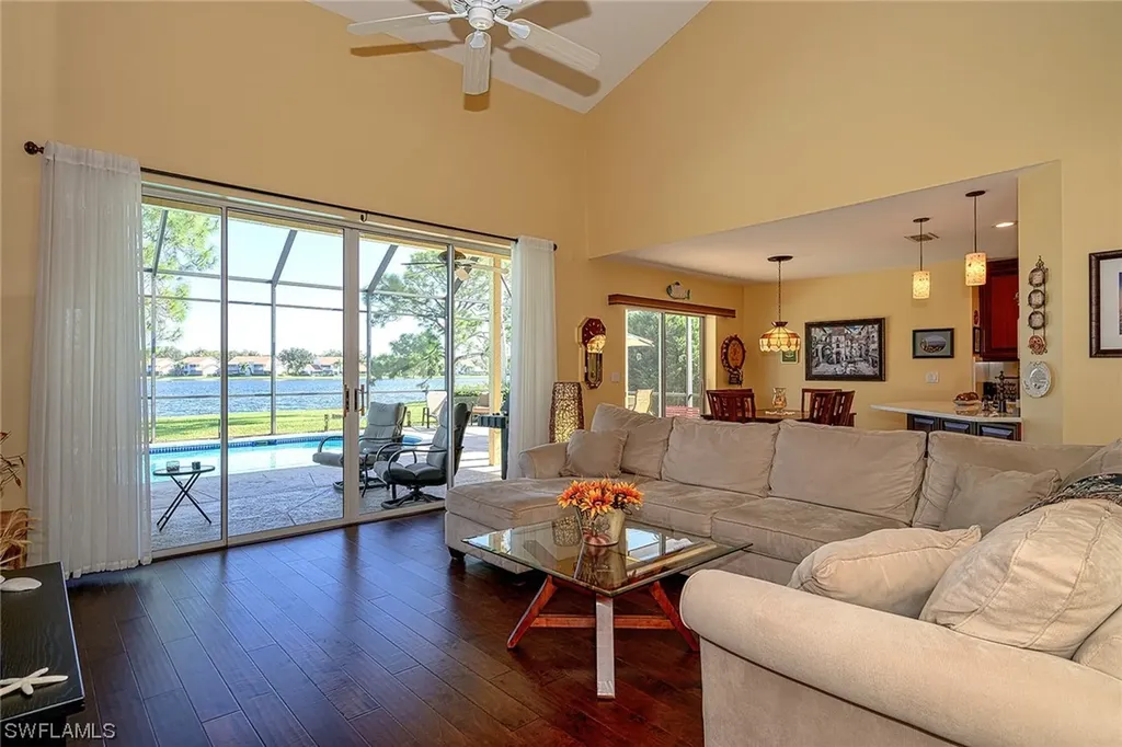 6664 Huntley Lane N Naples FL 34104