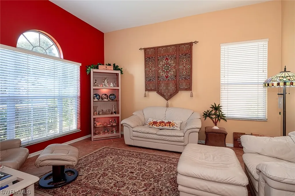 6664 Huntley Lane N Naples FL 34104