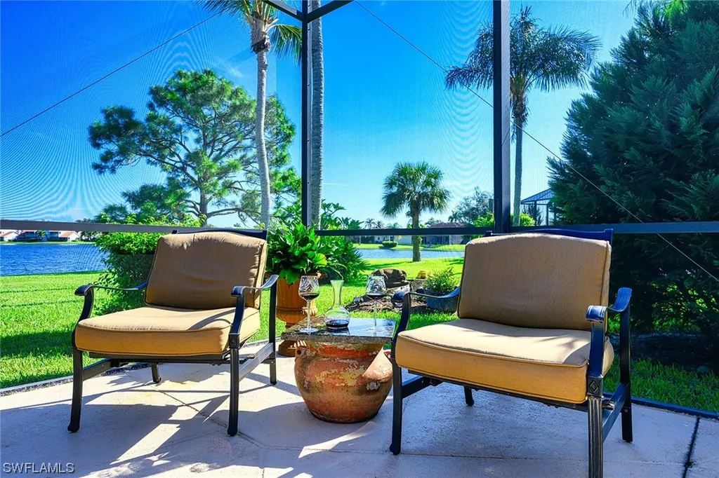 6664 Huntley Lane N Naples FL 34104