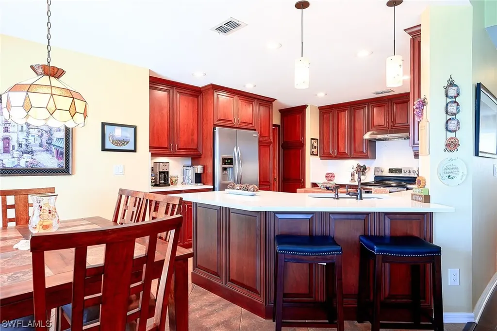 6664 Huntley Lane N Naples FL 34104