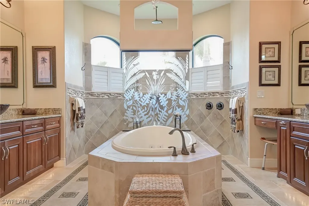 4903 Triton Court W Cape Coral FL 33904