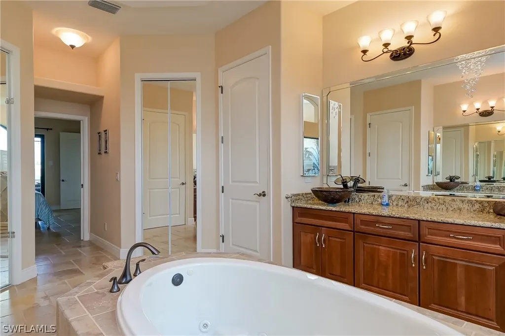 4903 Triton Court W Cape Coral FL 33904