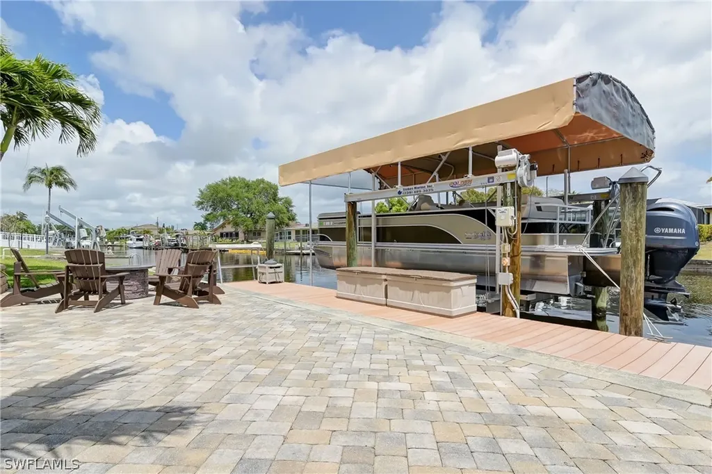 4903 Triton Court W Cape Coral FL 33904