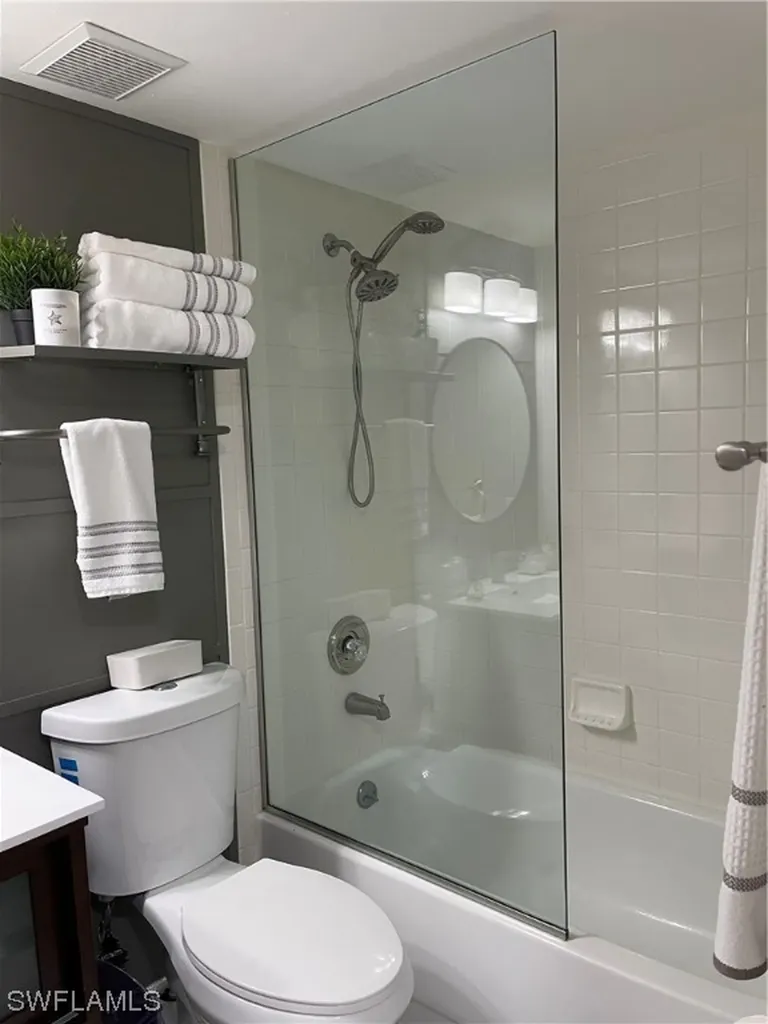 7360 Glenmoor Lane Naples FL 34104