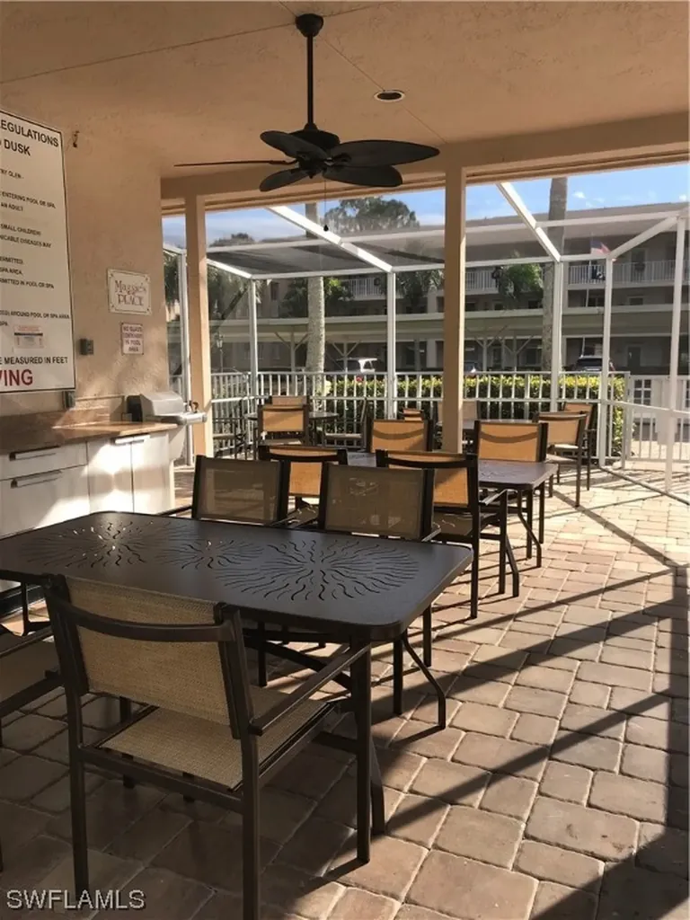 7360 Glenmoor Lane Naples FL 34104
