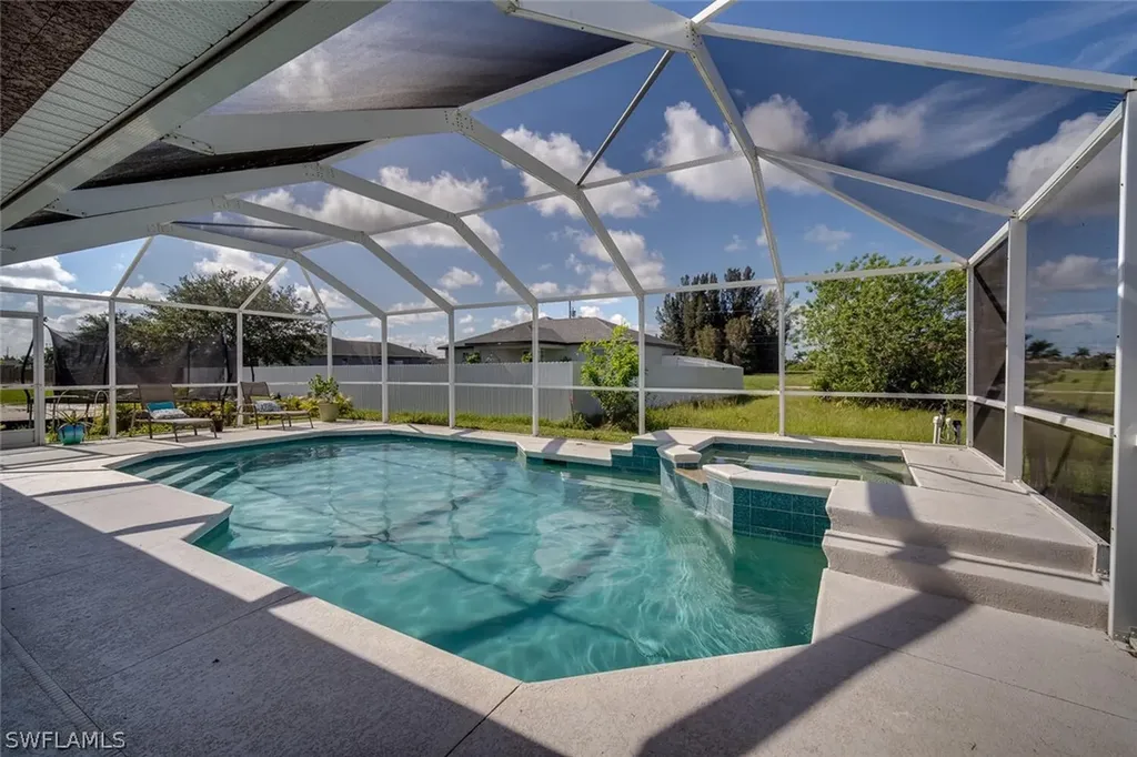 2808 NW 6th Street Cape Coral FL 33993