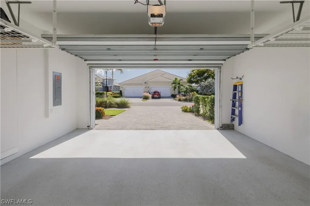 6821 Bequia Way Naples FL 34113
