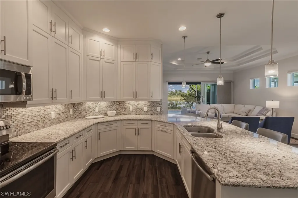 6821 Bequia Way Naples FL 34113
