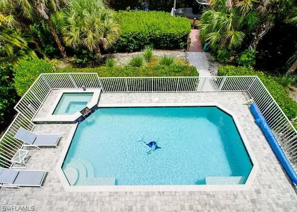 509 Lagoon Drive Sanibel FL 33957