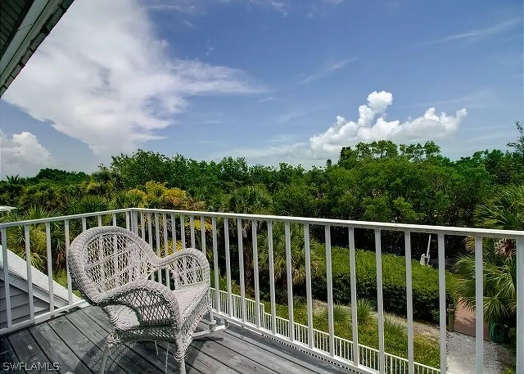 509 Lagoon Drive Sanibel FL 33957