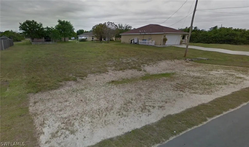 459 Ne 2nd Place Cape Coral FL 33909