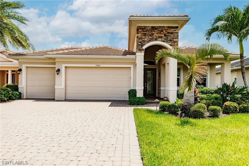 12604 Fairway Cove Court Fort Myers FL 33905