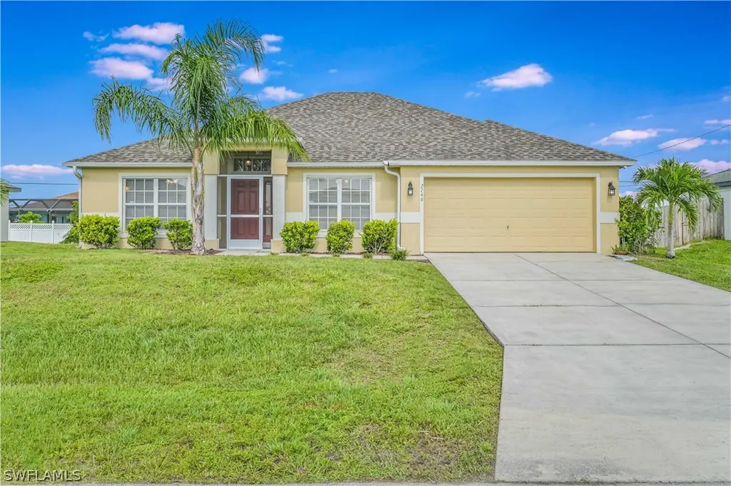 2746 NE 2nd Avenue Cape Coral FL 33909