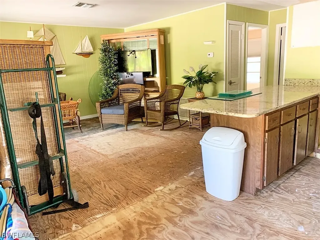 754 Donax Street Sanibel FL 33957