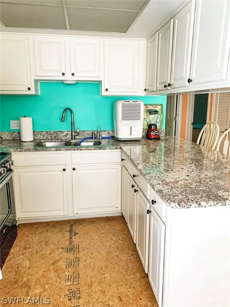 754 Donax Street Sanibel FL 33957