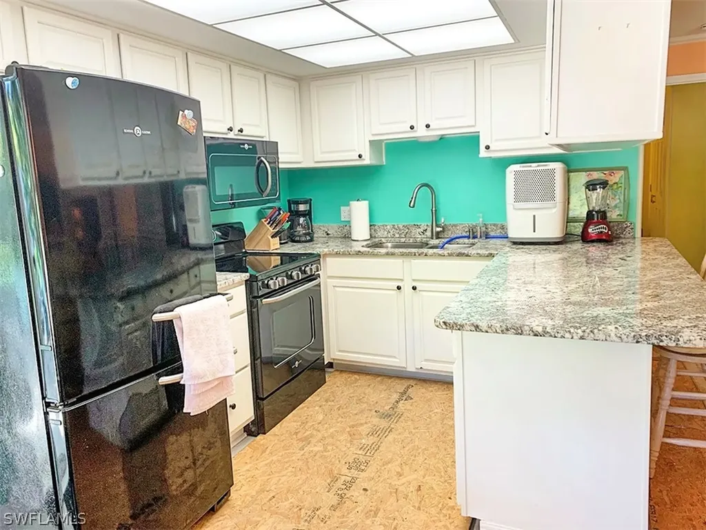 754 Donax Street Sanibel FL 33957
