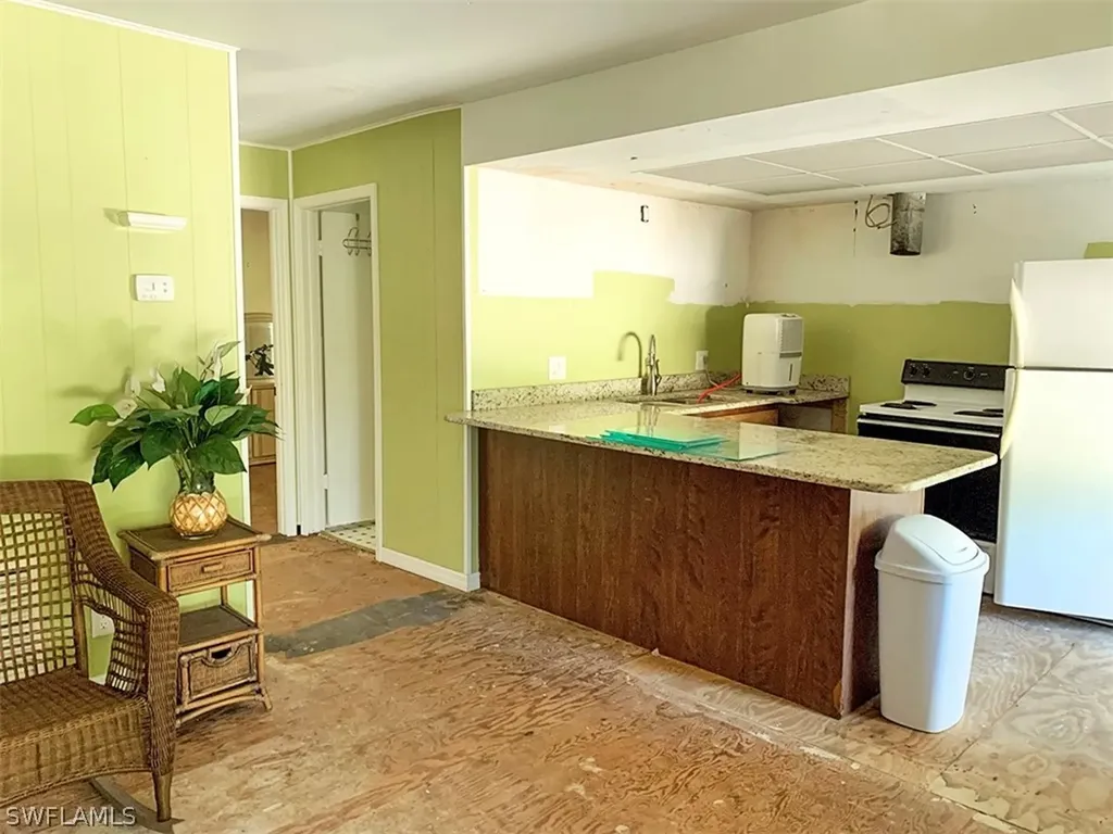 754 Donax Street Sanibel FL 33957