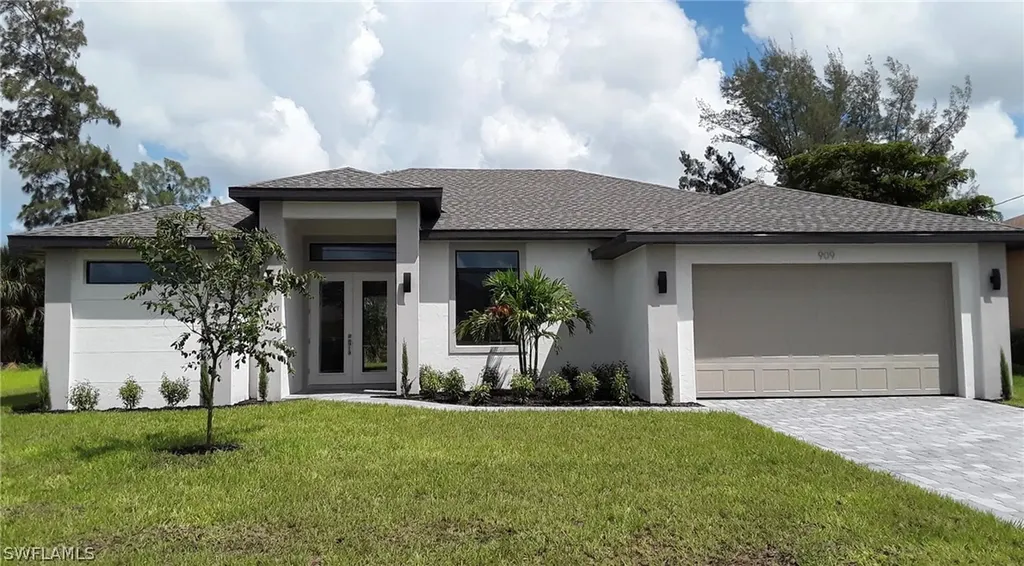 2902 NW 20th Place Cape Coral FL 33993