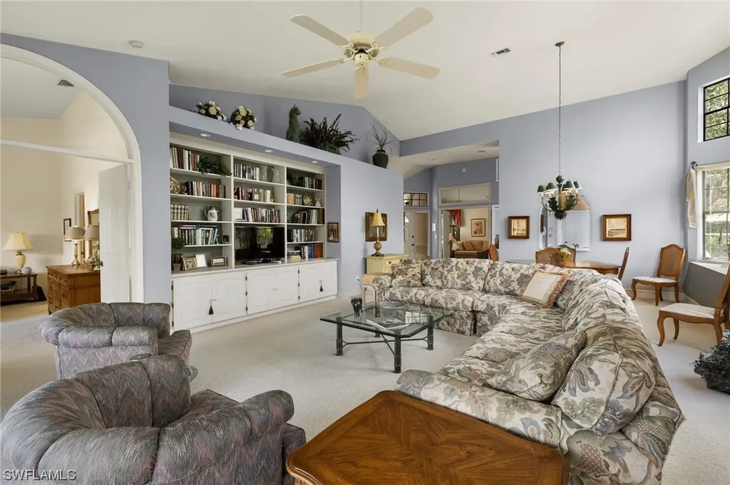 68 Water Oaks Way Naples FL 34105
