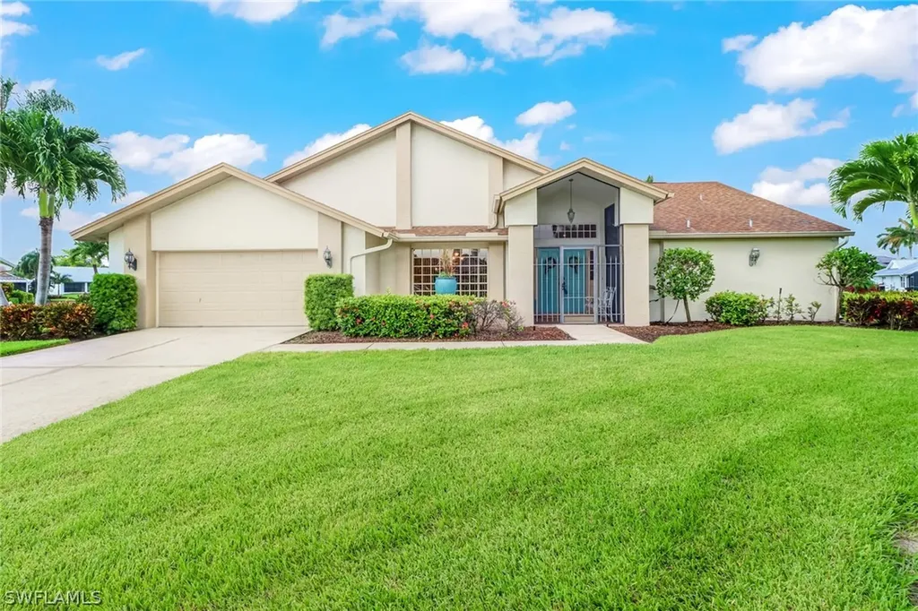 6910 Julie Ann Court Fort Myers FL 33919