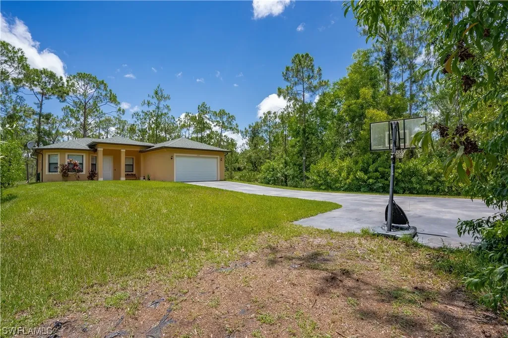 4420 16th Street NE Naples FL 34120