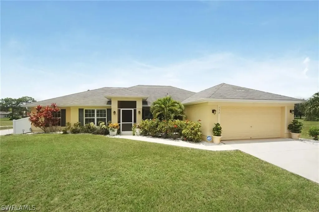 532 Jacaranda Parkway E Cape Coral FL 33909