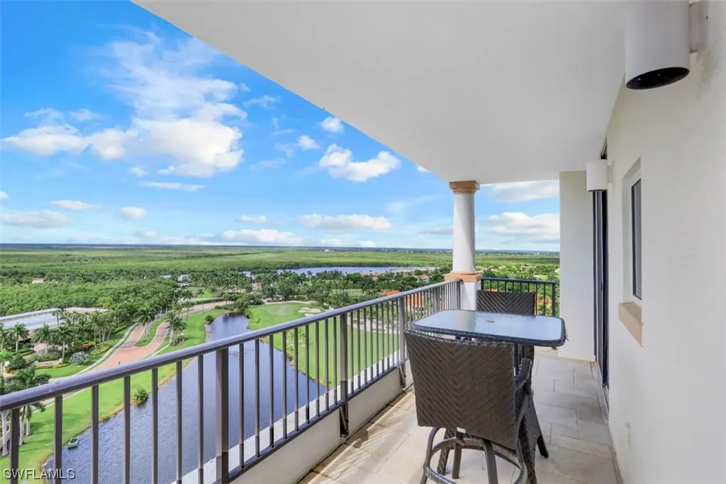 1060 Borghese Lane Naples FL 34114