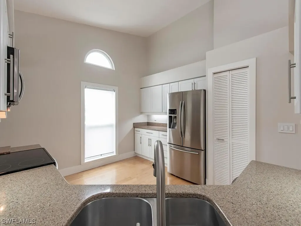105 Saint James Way Naples FL 34104