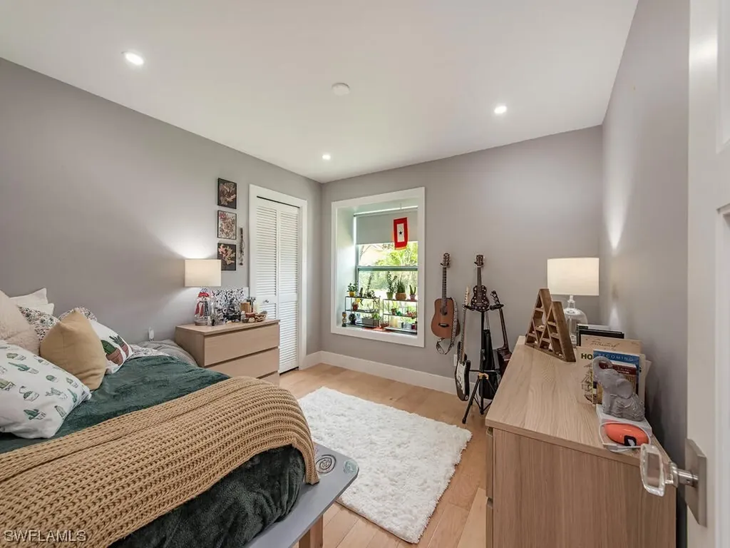 105 Saint James Way Naples FL 34104