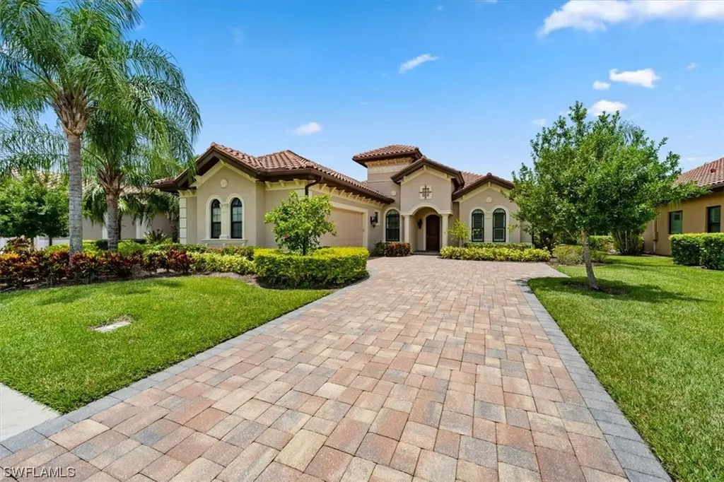 15918 Secoya Reserve Circle Naples FL 34110