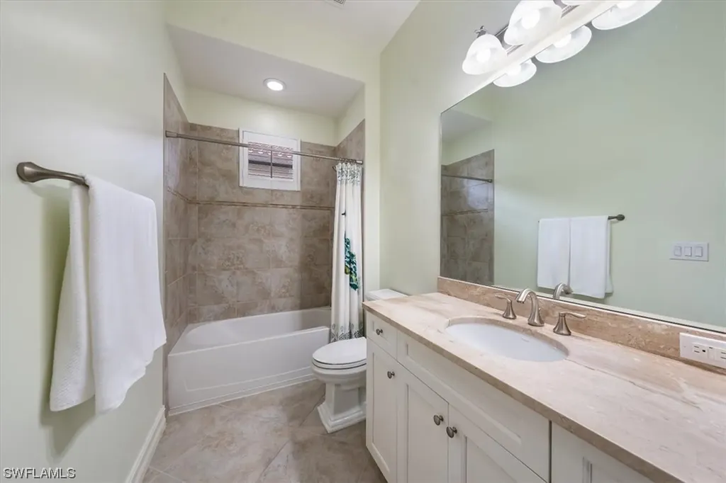 15918 Secoya Reserve Circle Naples FL 34110
