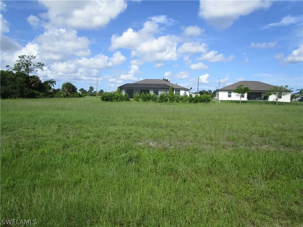 2204 NW 36th Place Cape Coral FL 33993