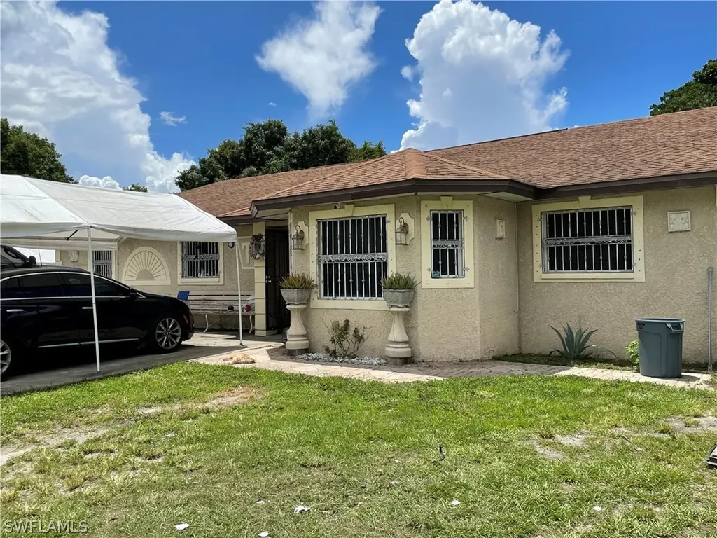 6184 Meadowview Circle Fort Myers FL 33916