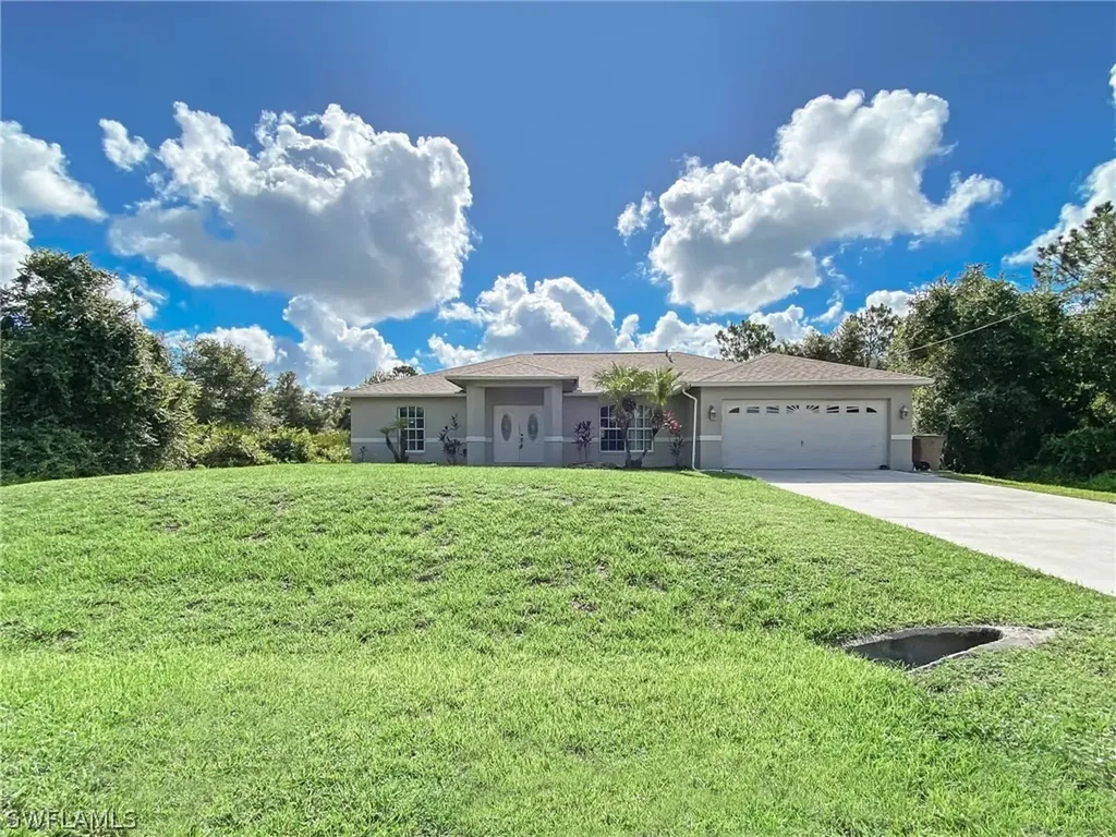 506 Henry Avenue Lehigh Acres FL 33972
