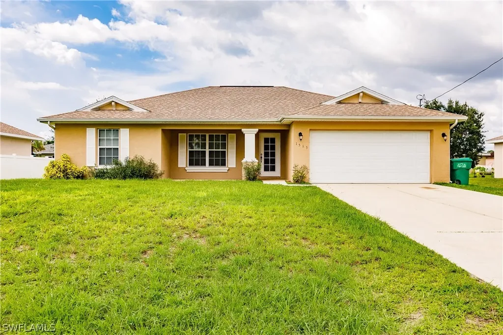 1513 NE 35th Street Cape Coral FL 33909