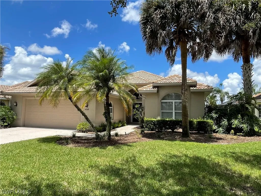 4368 Longshore Way S Naples FL 34119